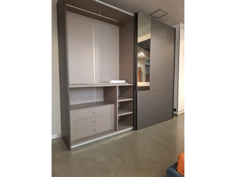 Camera da letto Gruppo split-desk-leo Spar in laminato a prezzo ribassato