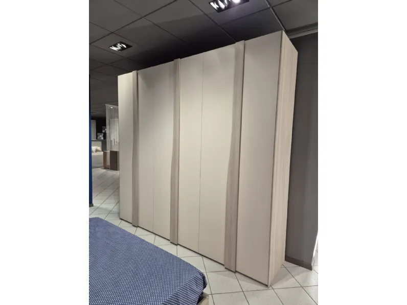 Camera da letto Infinity S75 in laminato a prezzo scontato