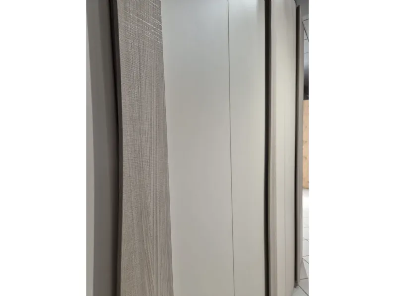 Camera da letto Infinity S75 in laminato a prezzo scontato