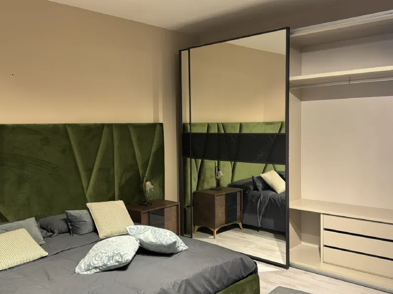 Camera da letto Grazia  Mobilpiu in tamburato a prezzo scontato