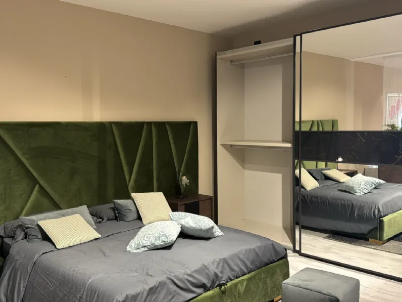 Camera da letto Grazia  Mobilpiu in tamburato a prezzo scontato