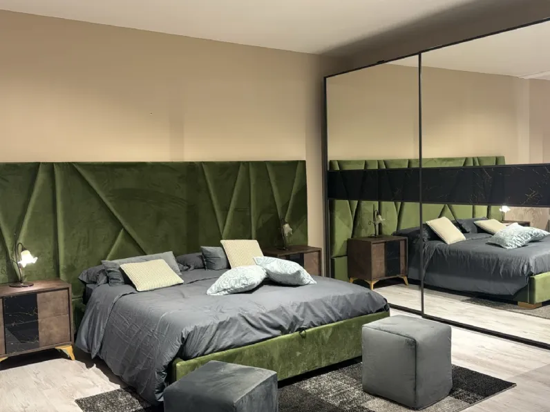 Camera da letto Grazia  Mobilpiu in tamburato a prezzo scontato