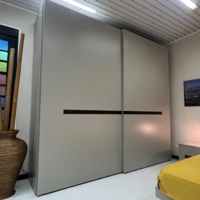 Camera da letto Solano Moretti compact in laccato opaco in Offerta Outlet