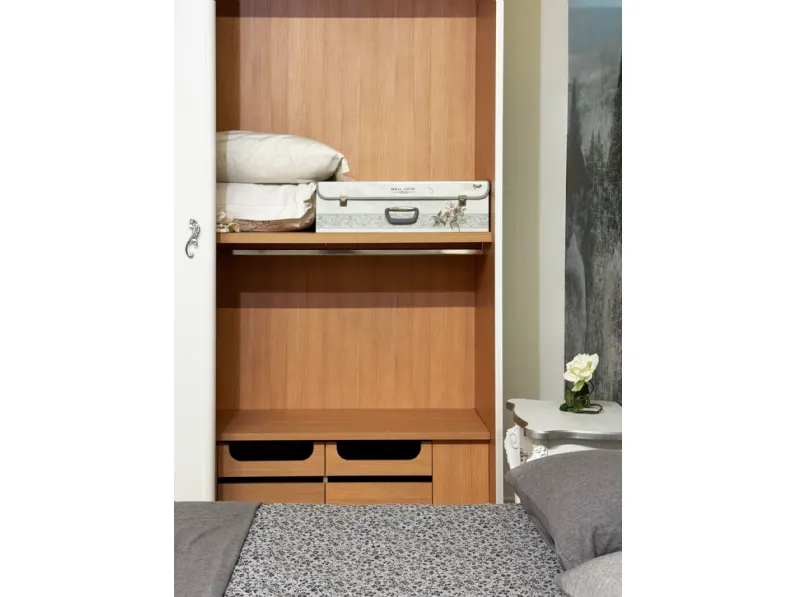 Camera da letto Viola Mobilpiu a un prezzo vantaggioso