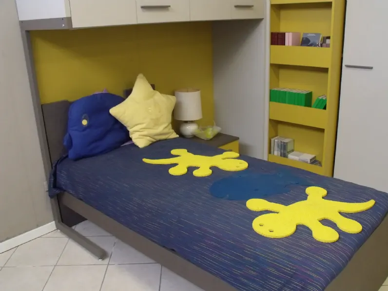 Cameretta Armadio angolo Mistral in laminato opaco a prezzo Outlet