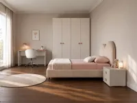 Cameretta con testiera letto a cuore Artigianale con letto una piazza e mezza
 scontata