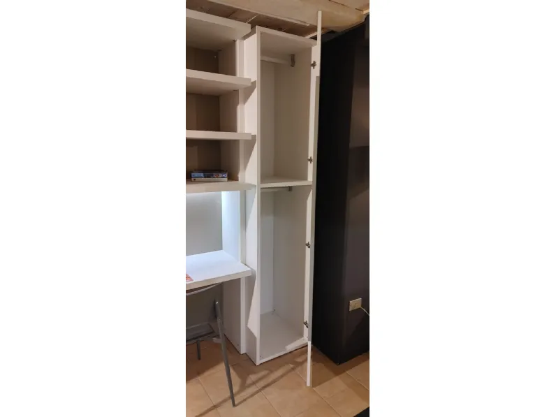 Cameretta in laminato materico Cameretta letto 1p 1/2 moretti compact Moretti compact scontata a PREZZI OUTLET