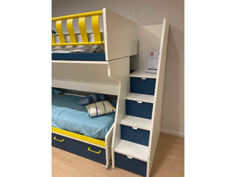 Cameretta Cv 425 moretti sirius Moretti compact camerette in laccato opaco in Offerta Outlet