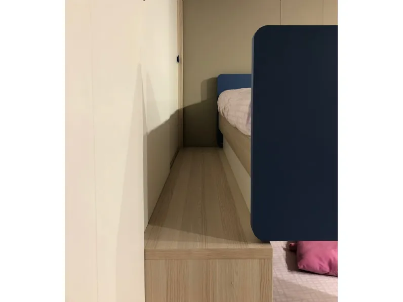Cameretta Merlino Doimo cityline con letto a soppalco scorrevole in Offerta Outlet