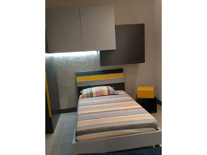 Cameretta in laccato opaco Young Moretti compact camerette scontata a PREZZI OUTLET