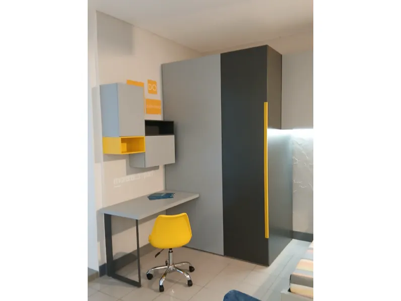Cameretta in laccato opaco Young Moretti compact camerette scontata a PREZZI OUTLET