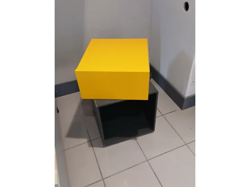 Cameretta in laccato opaco Young Moretti compact camerette scontata a PREZZI OUTLET