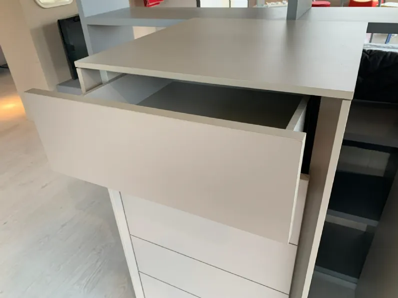 Cassettiera Moderna modello Bilbao a marchio Cinquanta3 a prezzo Outlet