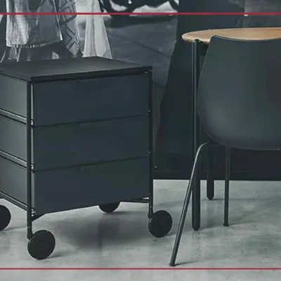 Cassettiera in Laccato opaco Mobil mat Kartell a prezzo scontato