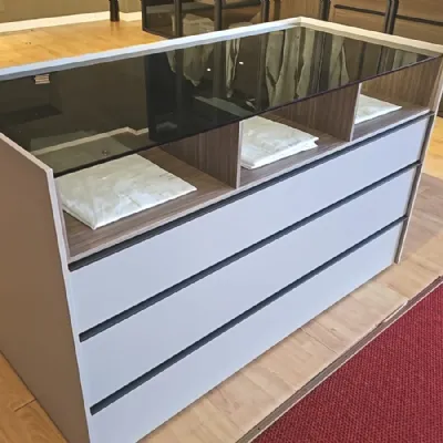 Cassettiera Moderna modello Stream a marchio Adok a prezzo scontato