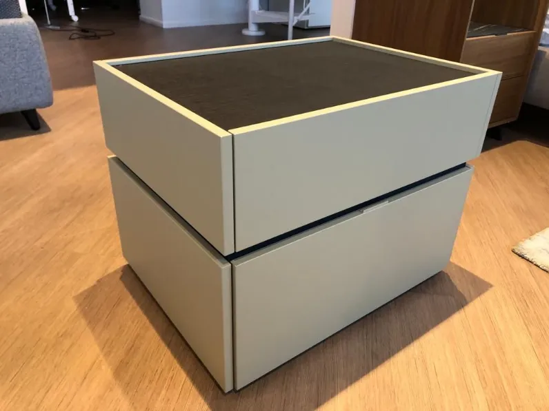 Comodino Filo  di Sangiacomo a PREZZI OUTLET