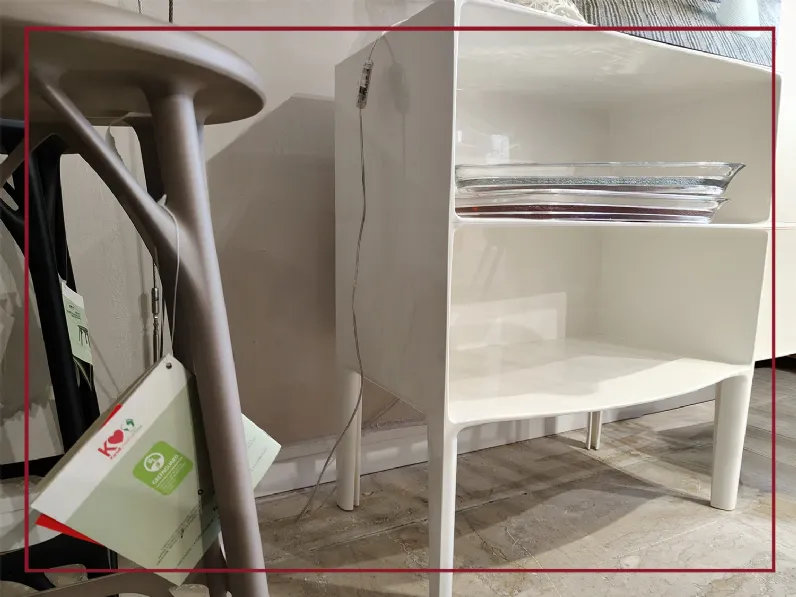 Comodino Ghost buster 03210/e5 Kartell a prezzo scontato