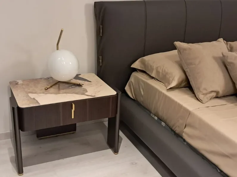 Comodino Julian di Cattelan italia a prezzo ribassato