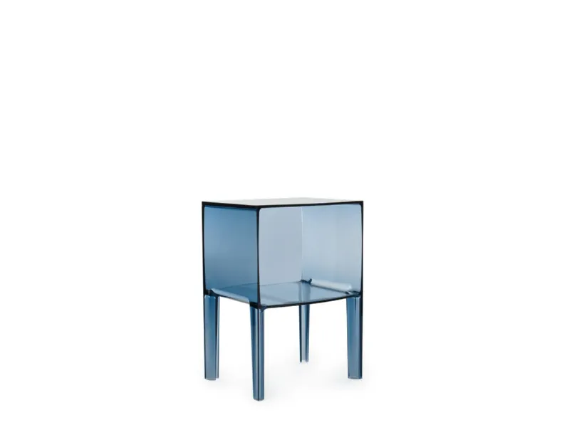 Comodino modello Small ghost buster di Kartell 