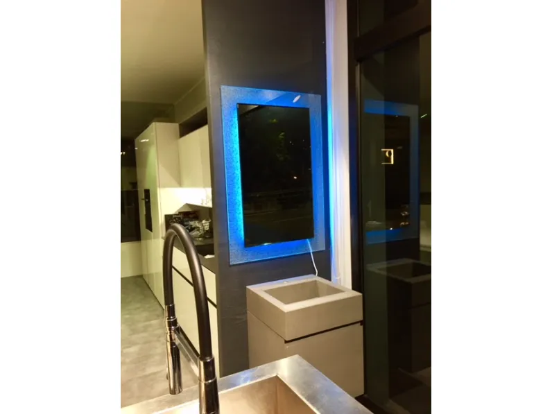 Specchiera in stile moderno Rgb specchio - luce led OFFERTA OUTLET