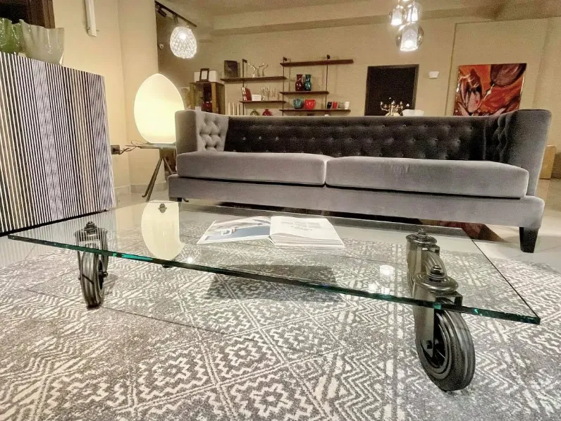 Tavolino design Tavolino con ruote di Fontana arte a prezzo scontato
