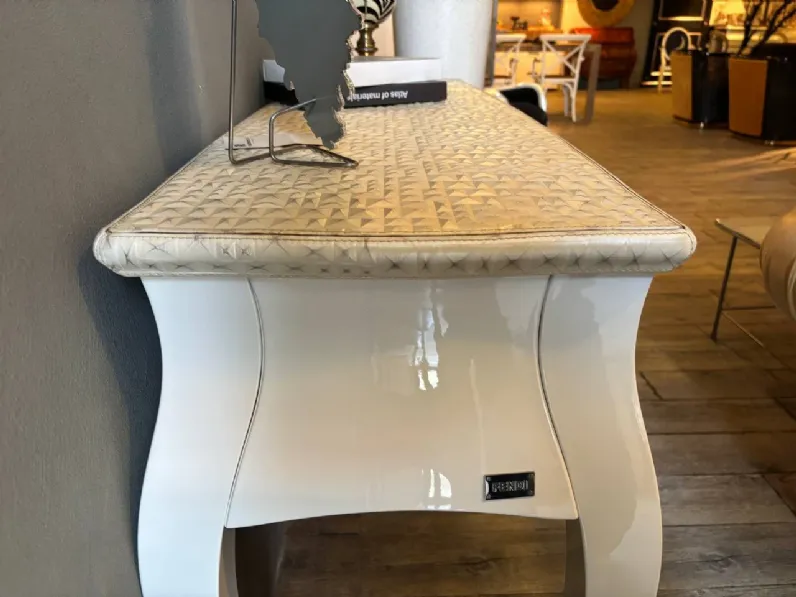 Consolle modello Consolle Fendi casa scontata del 50%