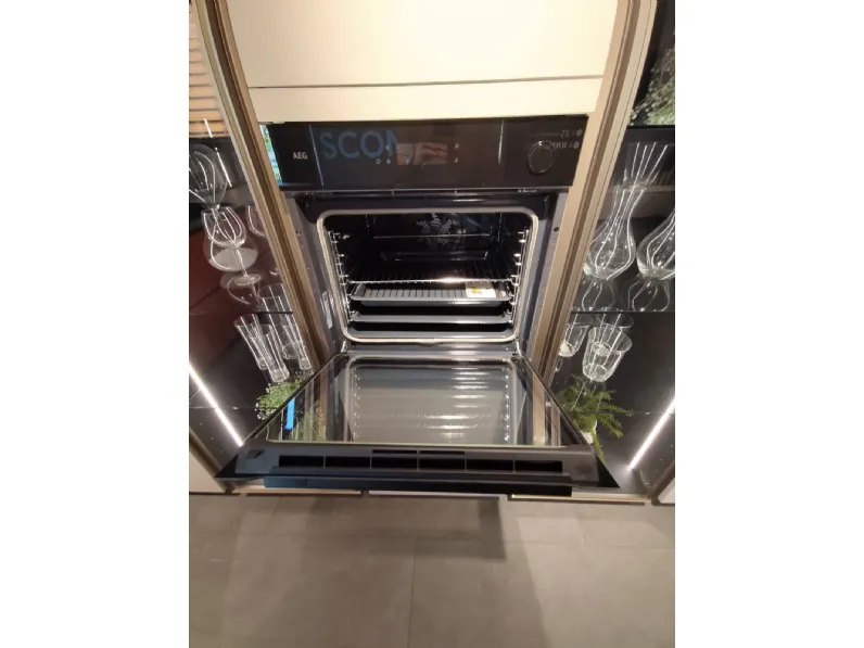 Cucina Aran moderna ad angolo rossa in hpl Penelope