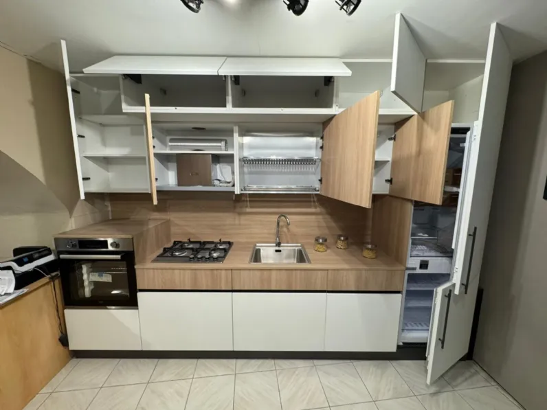 Cucina Astra Twenty PREZZO OUTLET scontata 59%