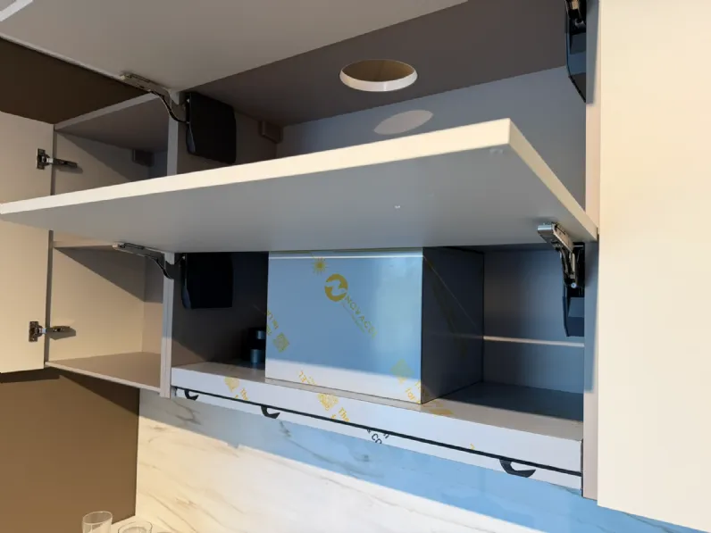 Cucina lineare moderna tortora Stosa Kaya a soli 5500 Euro
