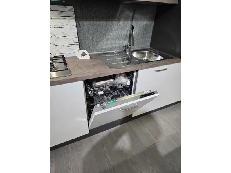 Cucina lineare in laminato materico altri colori Nina a prezzo scontato