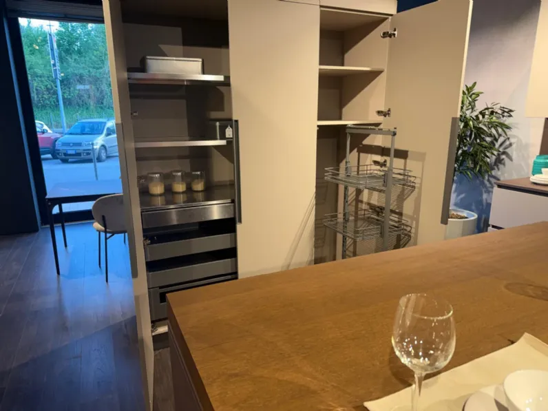 Cucina Immagina neck mathera di Lube cucine in offerta -62%