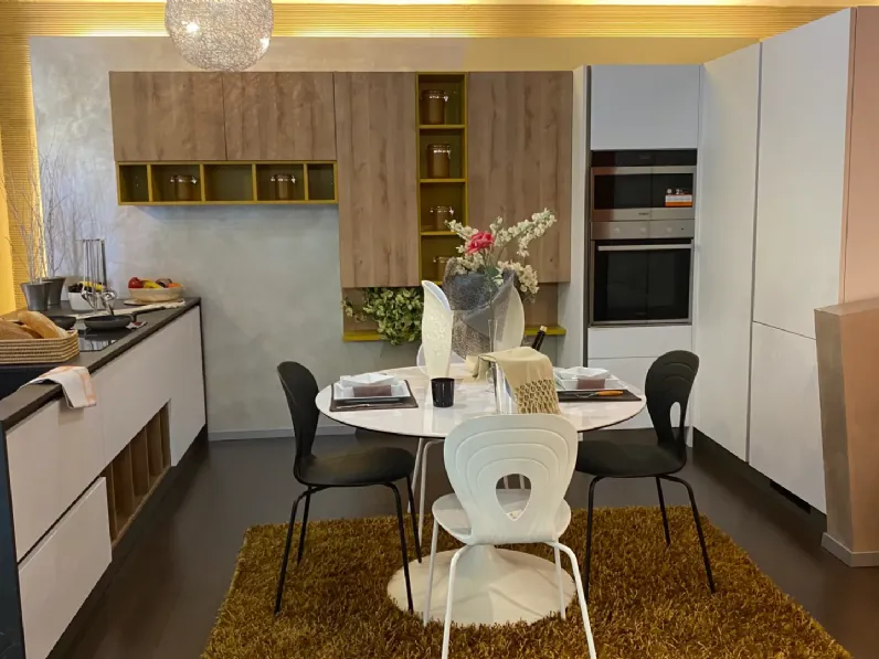 Cucina con penisola moderna bianca Home cucine Genesi a soli 18900€