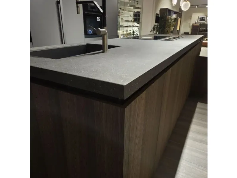Cucina Molteni & c moderna con isola grigia in laminato opaco Cucina con isola molteni&c dada highline