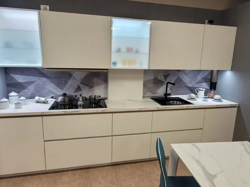 Cucina lineare in laminato opaco a prezzo scontato 44%