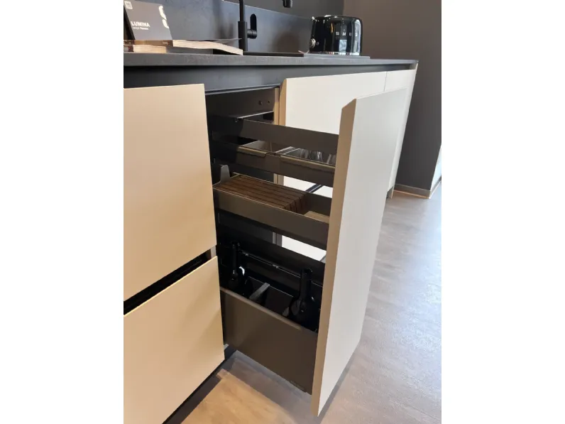 Cucina lineare Scavolini Lumina SCONTATA 56%