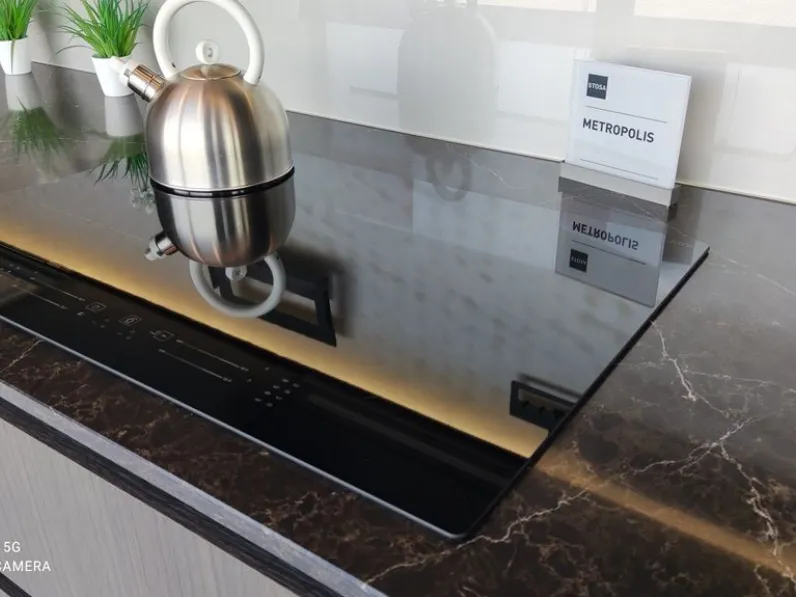 Cucina rovere moro moderna lineare Metropolis Stosa in Offerta Outlet