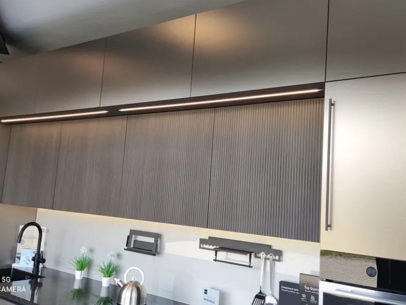 Cucina rovere moro moderna lineare Metropolis Stosa in Offerta Outlet