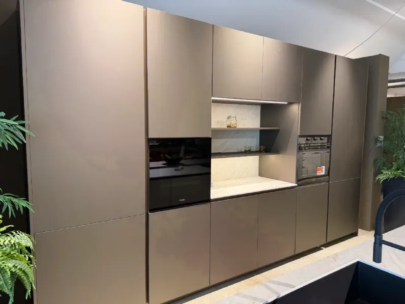 Cucina altri colori moderna con isola Metropolis Stosa in Offerta Outlet