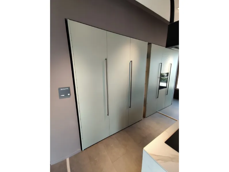 Cucina noce design con isola Aran Rigoletto a soli 17275 Euro