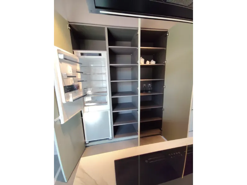 Cucina noce design con isola Aran Rigoletto a soli 17275 Euro