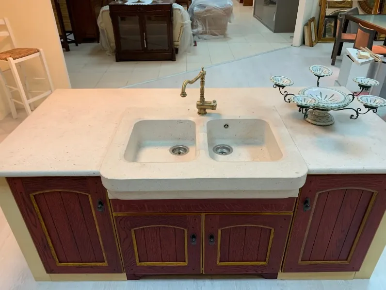 Cucina rossa classica con isola Arrex Morgana a soli 11700€