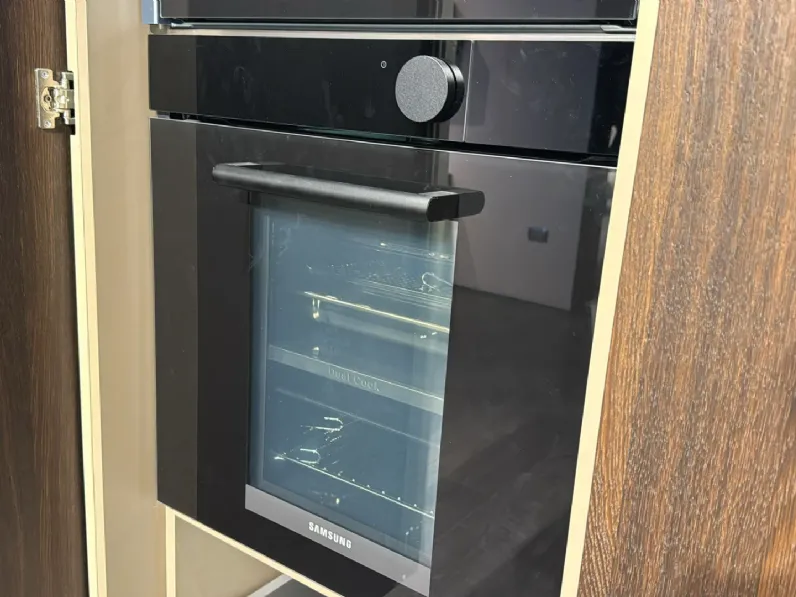 Cucina Oltre clover di Lube cucine in Offerta Outlet -60%