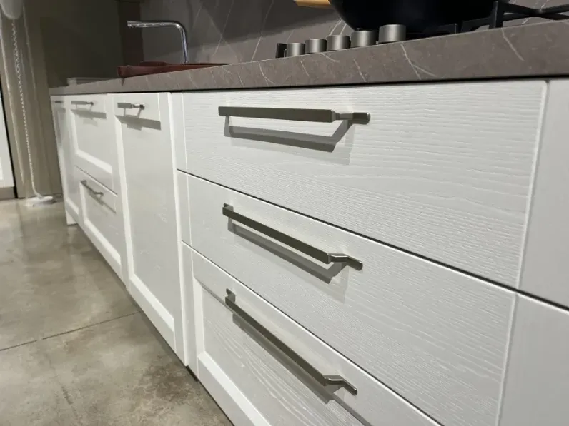 Cucina lineare in legno a prezzo scontato 60%