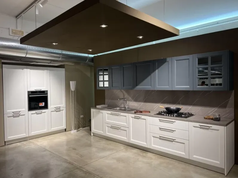 Cucina lineare in legno a prezzo scontato 60%