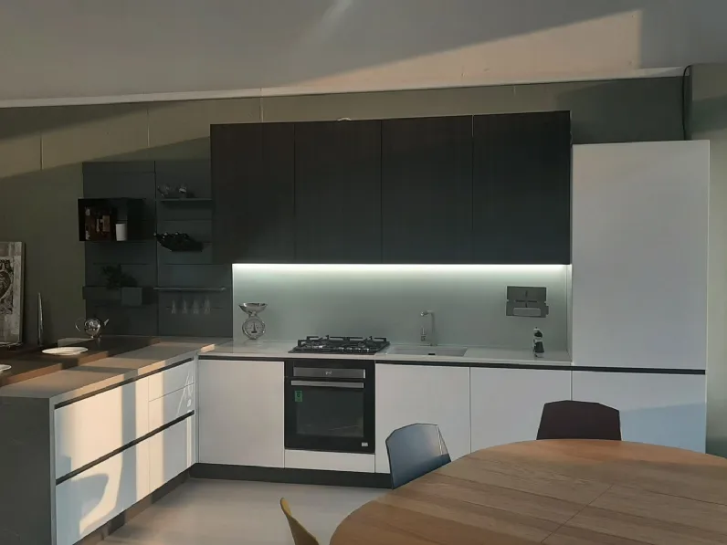 Cucina bianca design ad angolo Un design Ar-tre a soli 10100€