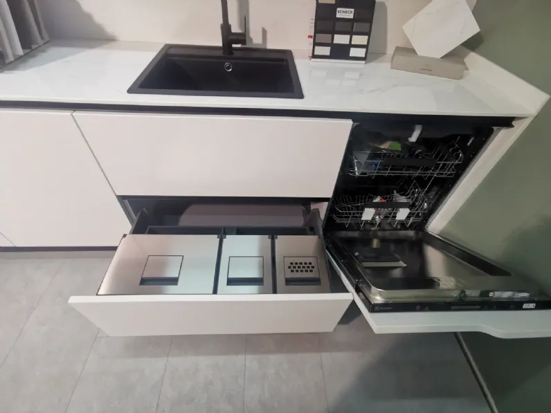 Cucina Area 22 lesmo moderna bianca Dibiesse con isola scontata 30%