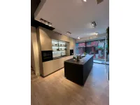 Scopri la cucina Lounge di Veneta Cucine in OFFERTA OUTLET 