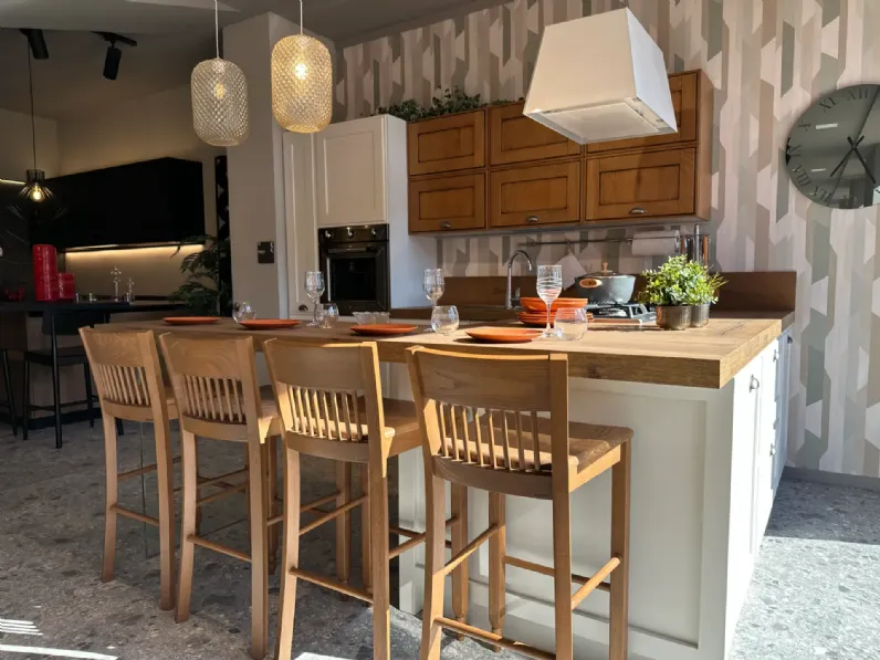 Cucina bianca classica con penisola Scavolini Favilla a soli 10500 Euro