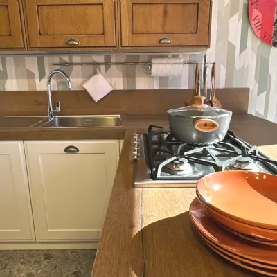 Cucina bianca classica con penisola Scavolini Favilla a soli 10500 Euro