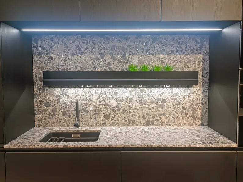 Cucina con penisola in laminato materico altri colori N elle e inside a prezzo ribassato